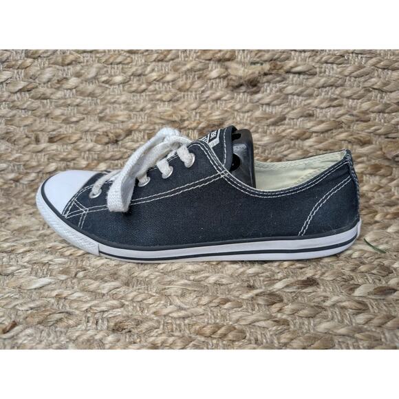CONVERSE Chuck Taylor All Star Dainty Canvas Lo Shoe Black Women's 7 Casual - Picture 1 of 7